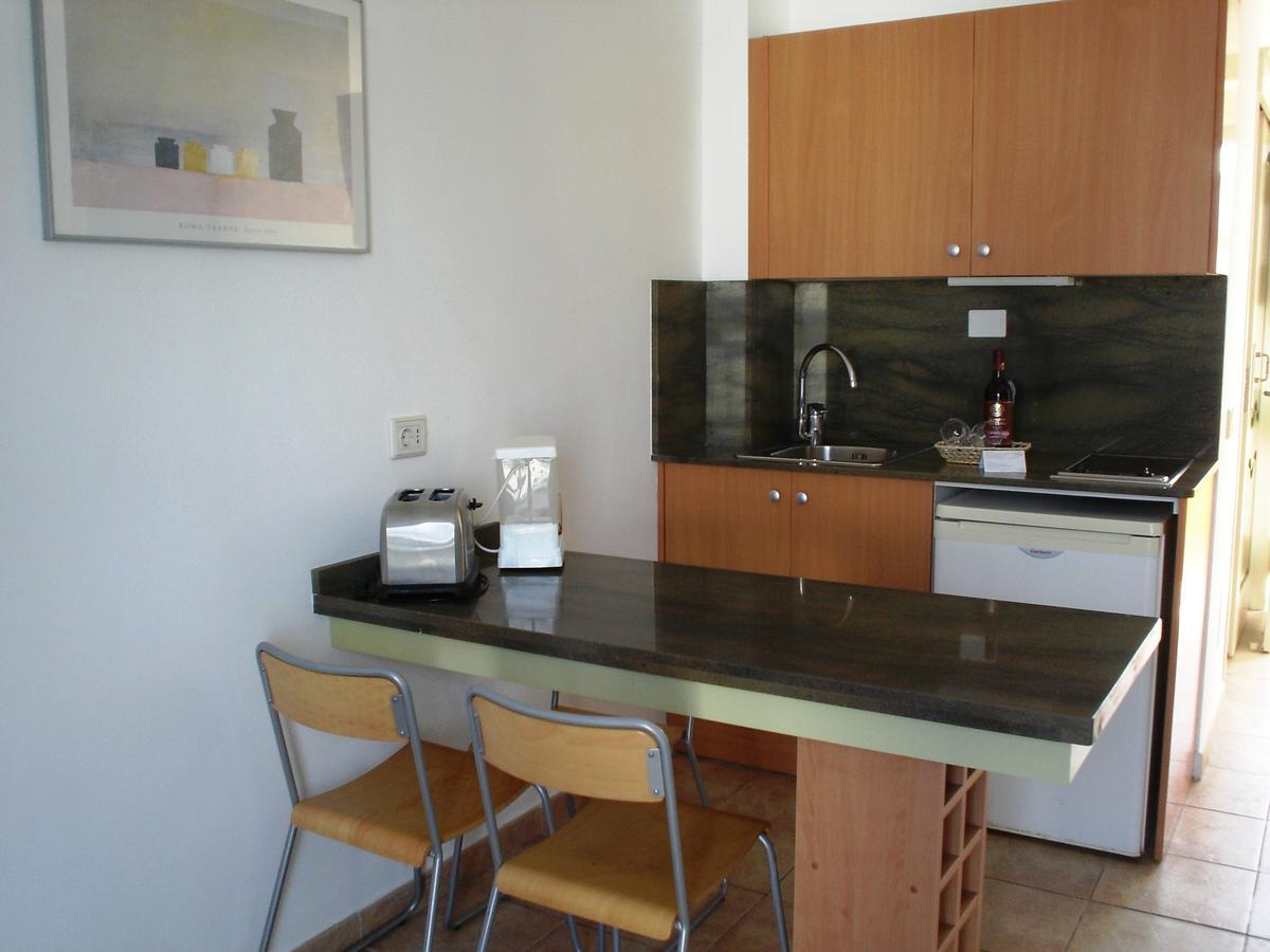 Apartamentos Karina 플라야 델 잉글스 객실 사진
